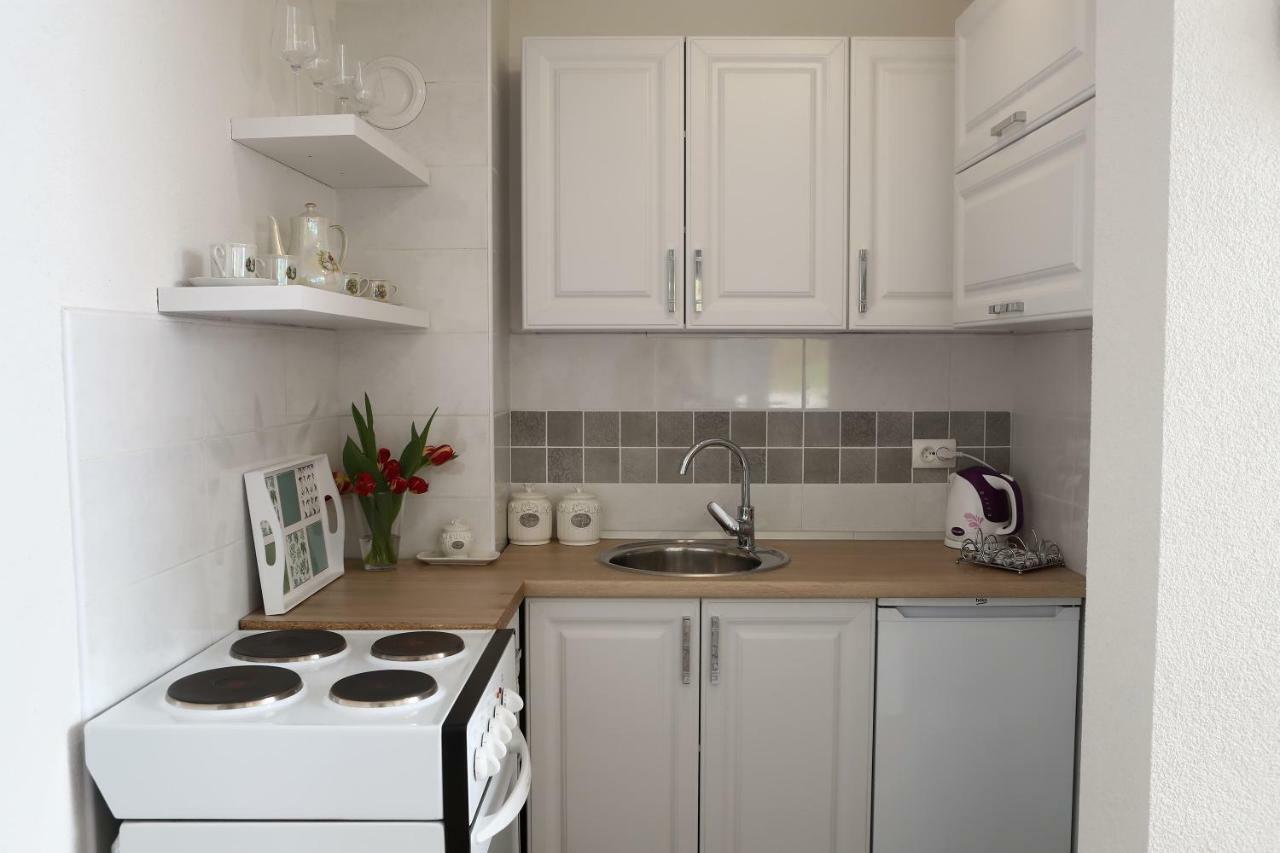 Apartman Sofia Оточац Екстер'єр фото
